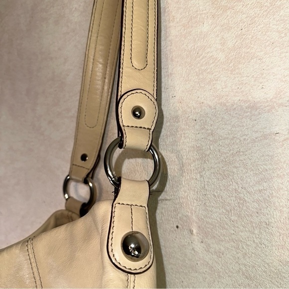 Mia Battina Women's Genuine Leather Cream Bag - Picture 2 of 11